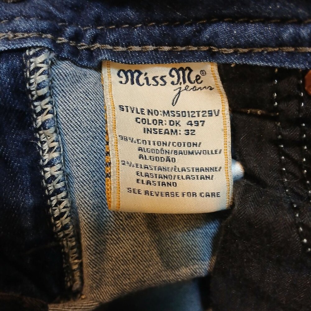 Miss Me Womens Mid-Rise Straight Jeans Size 26 32" Inseam Stretch #C-12 - Picture 3 of 10
